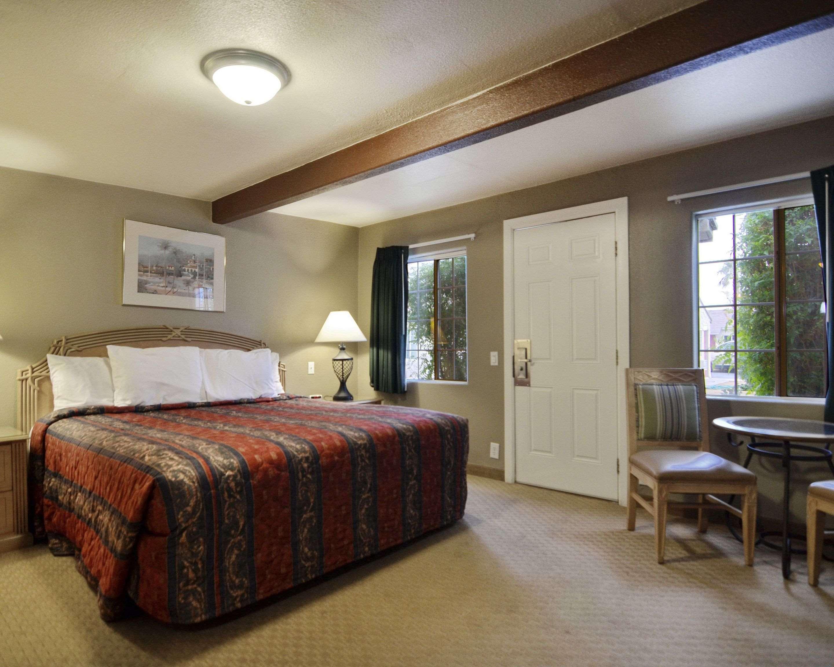Rodeway Inn Near Coachella Индио Экстерьер фото