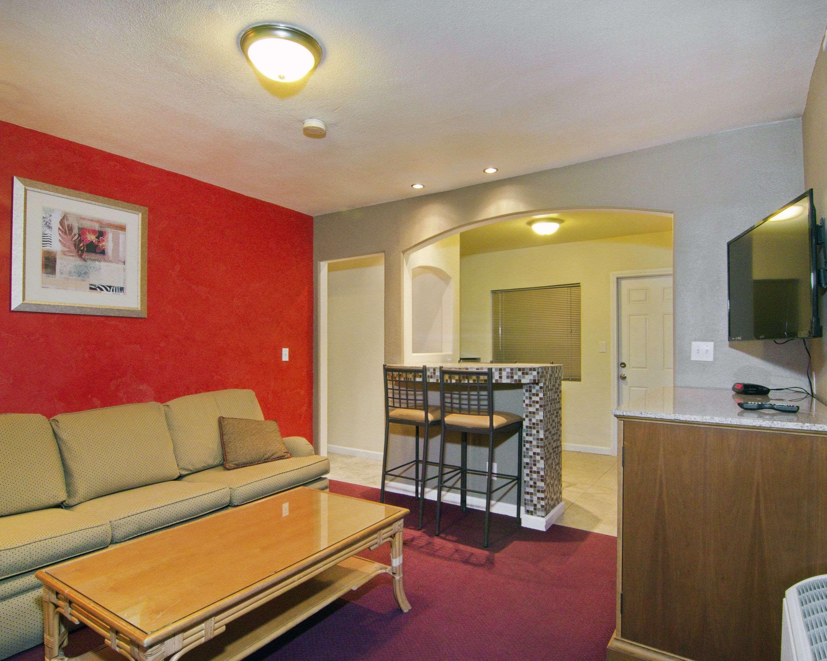 Rodeway Inn Near Coachella Индио Экстерьер фото
