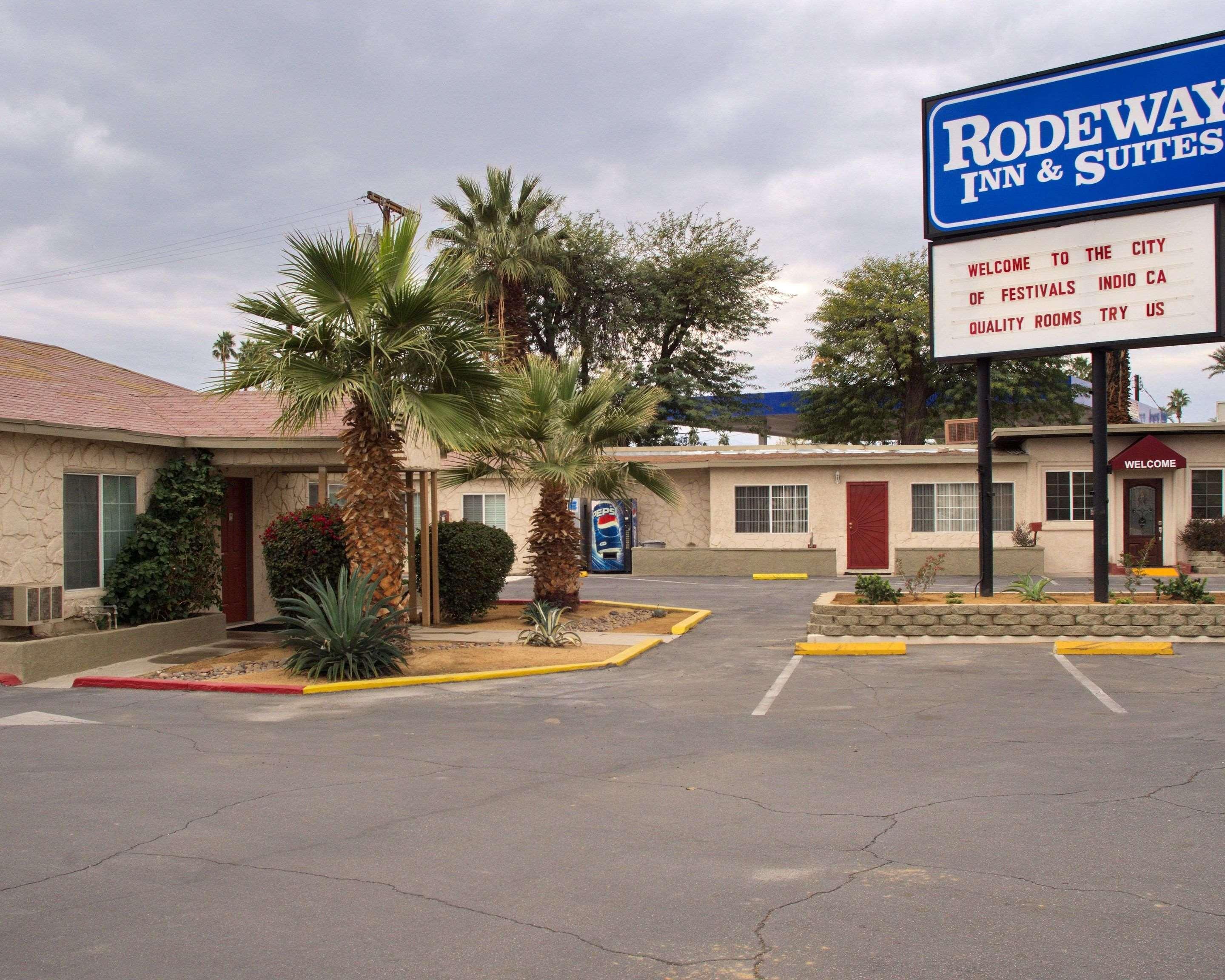Rodeway Inn Near Coachella Индио Экстерьер фото