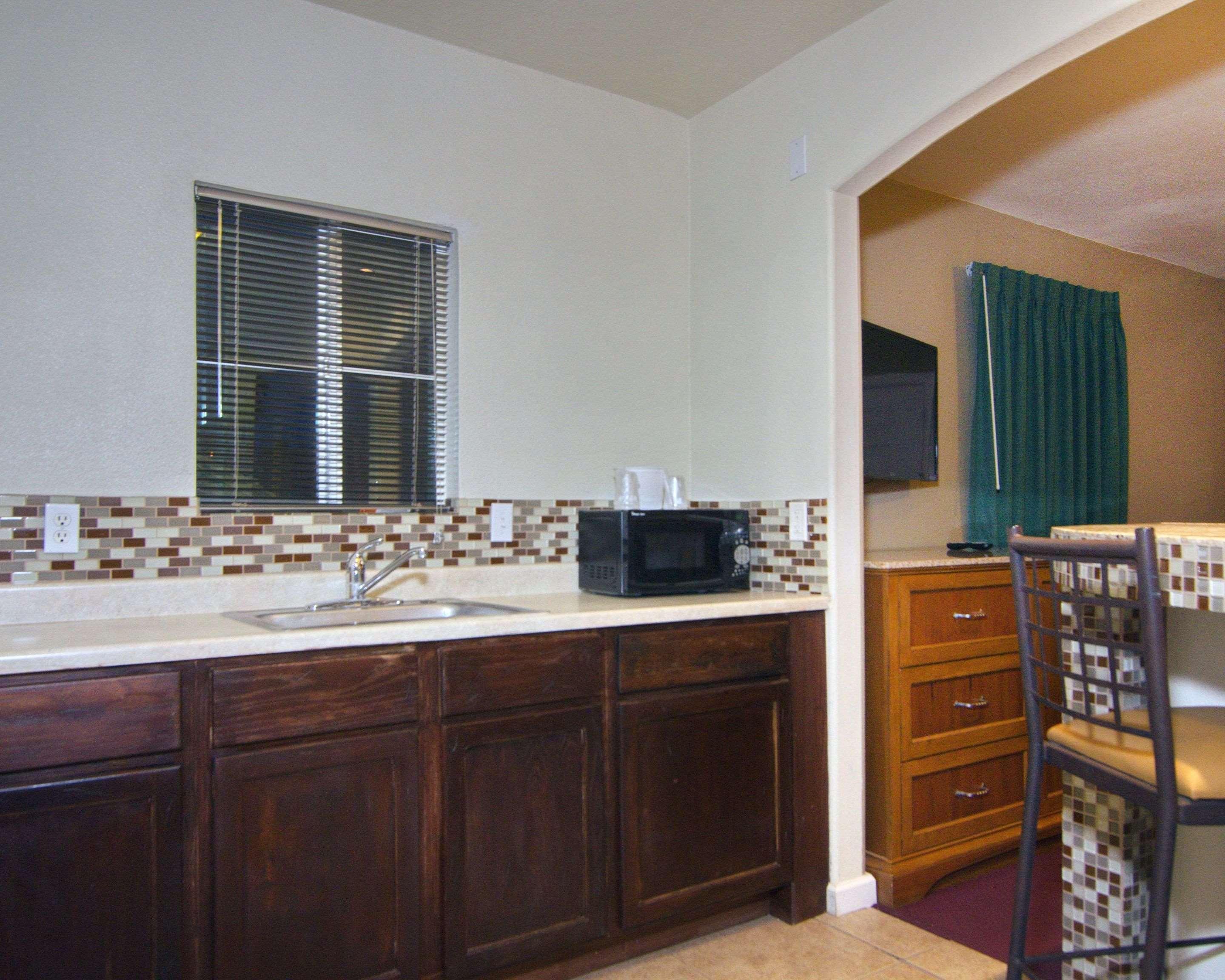 Rodeway Inn Near Coachella Индио Экстерьер фото