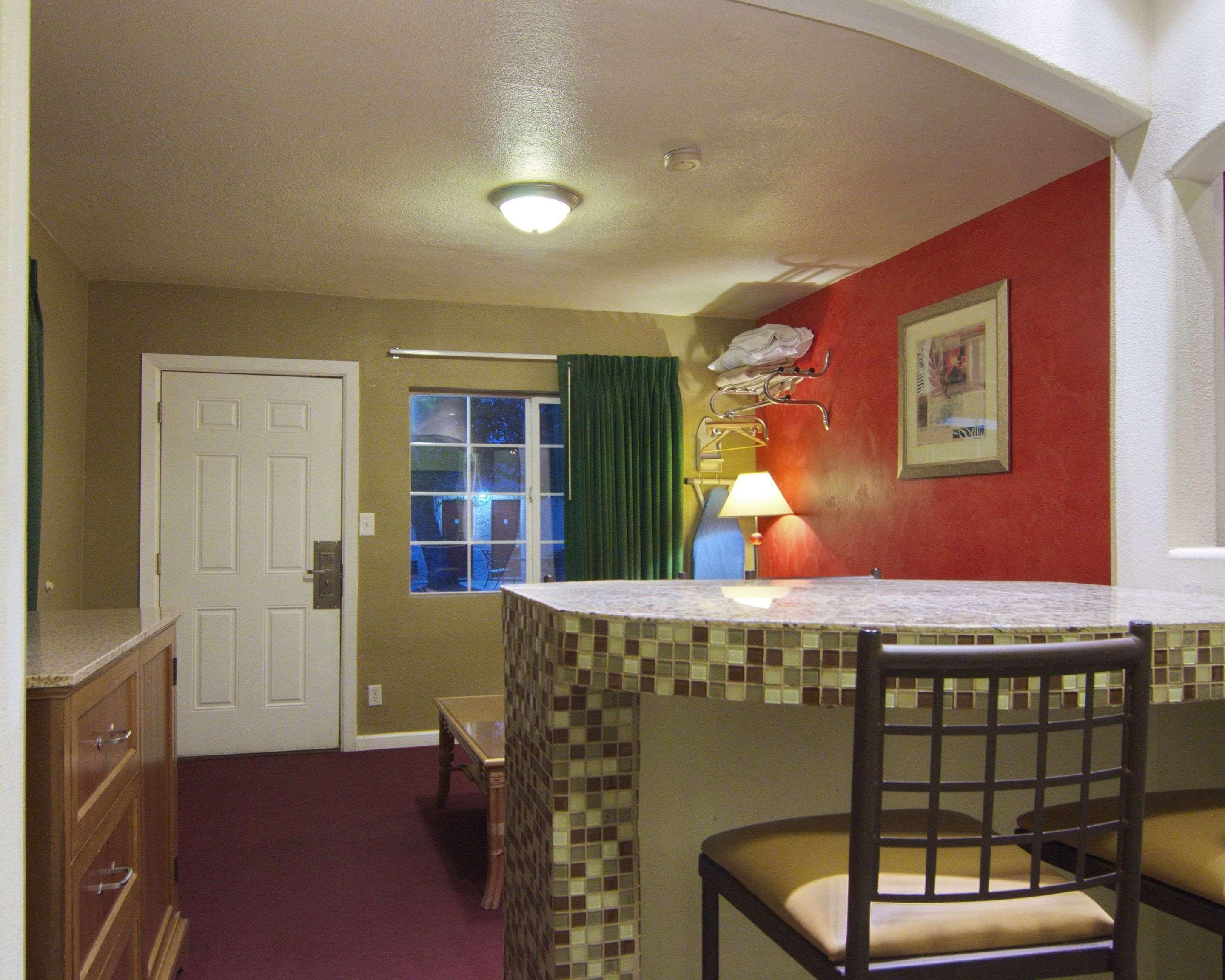 Rodeway Inn Near Coachella Индио Экстерьер фото