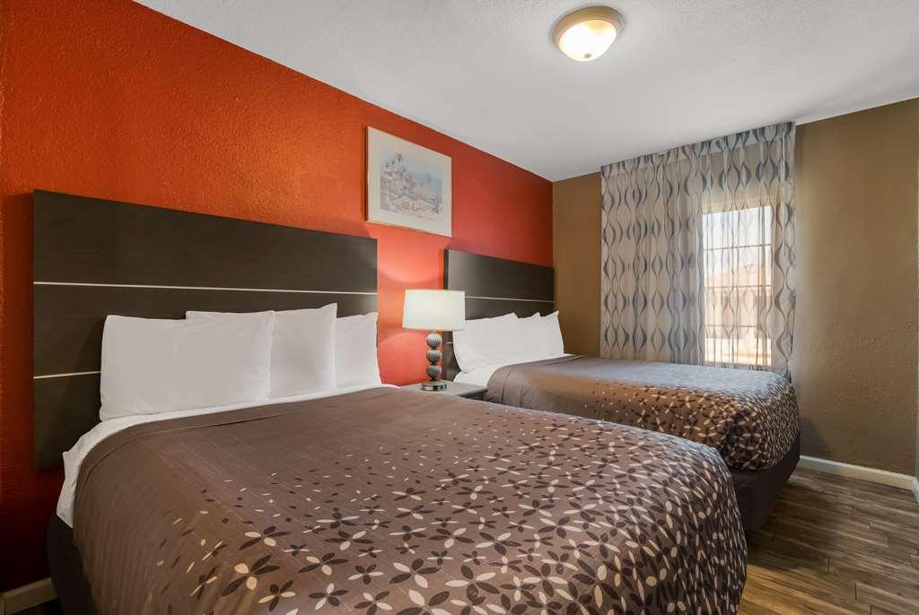Rodeway Inn Near Coachella Индио Номер фото