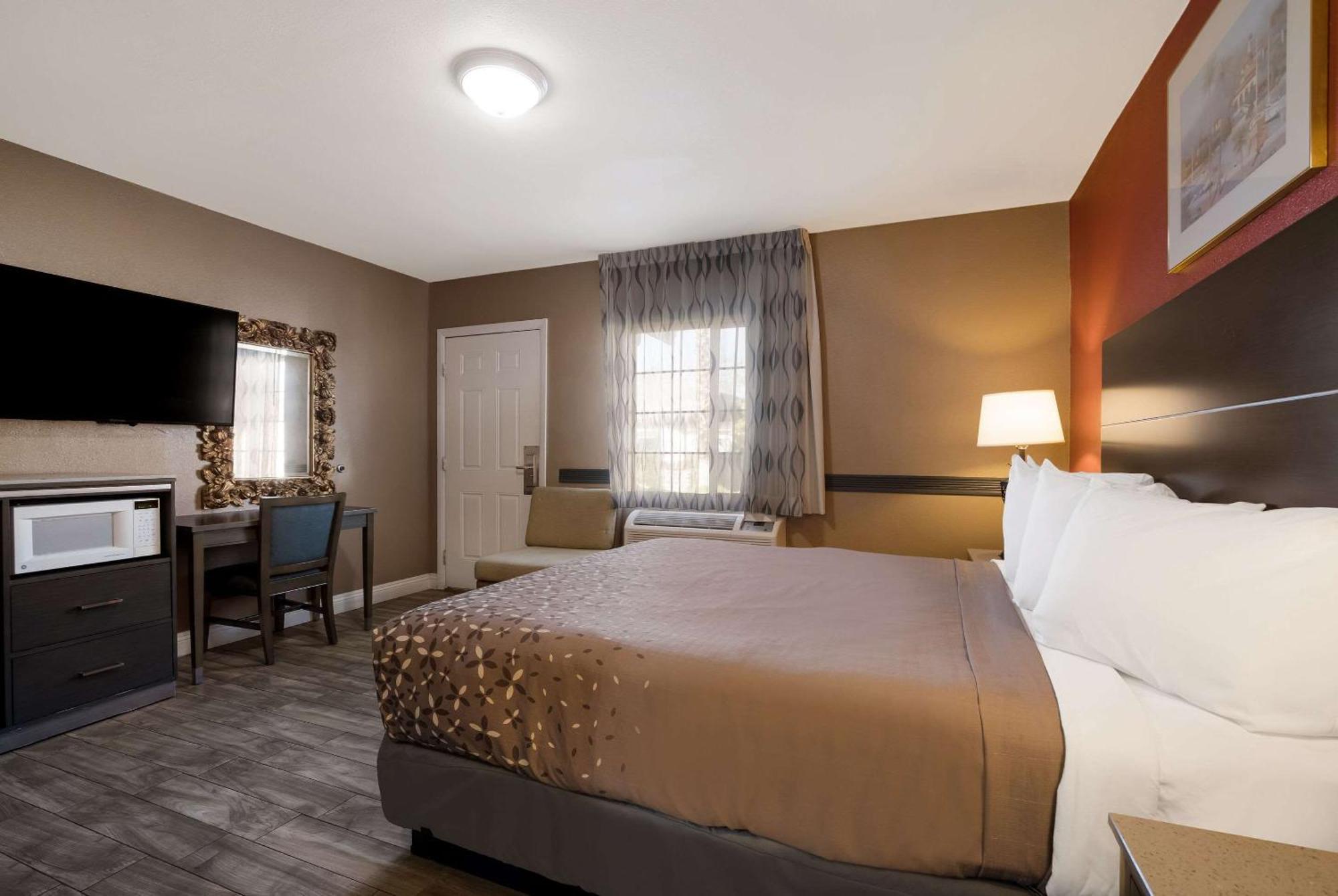 Rodeway Inn Near Coachella Индио Экстерьер фото