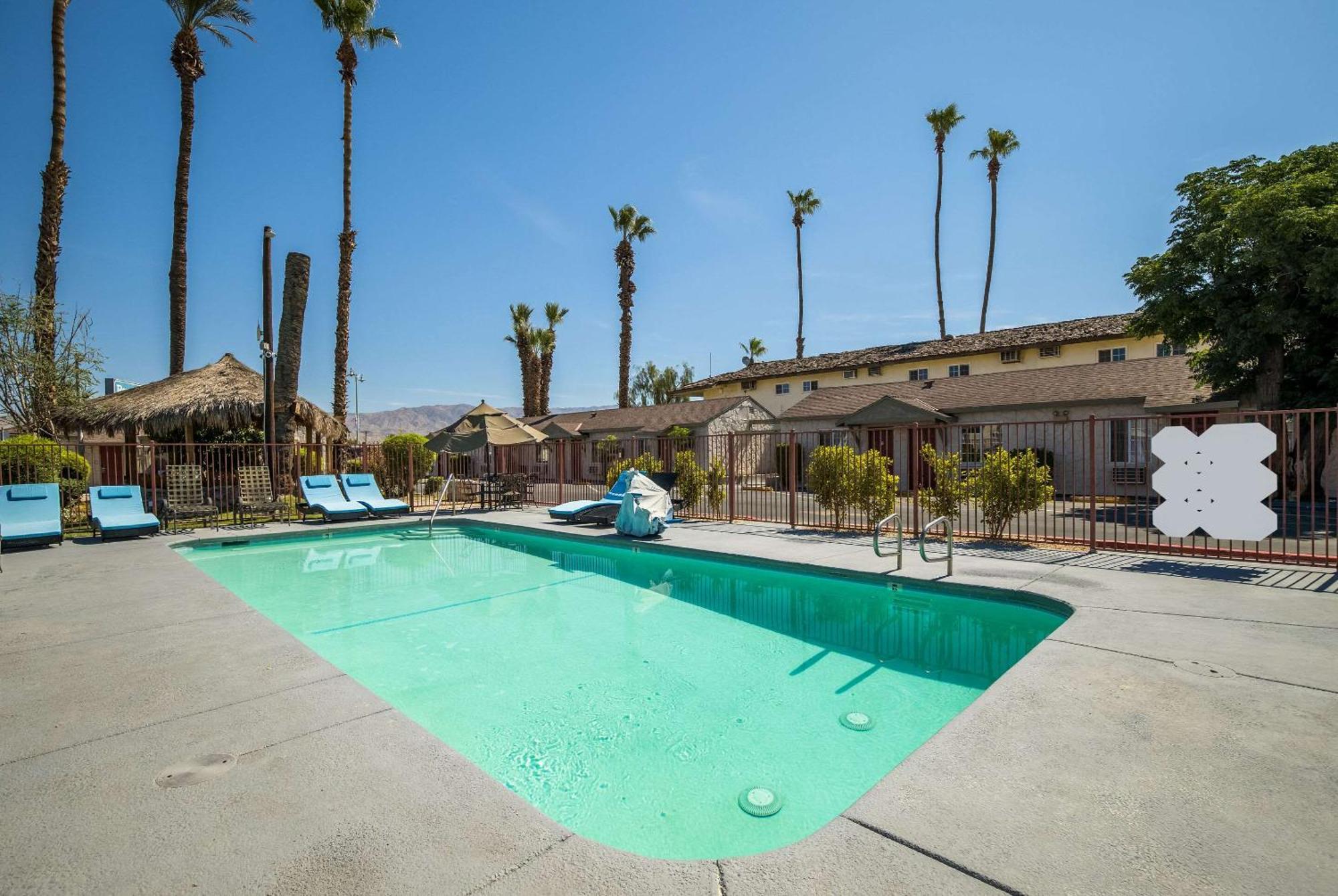 Rodeway Inn Near Coachella Индио Экстерьер фото