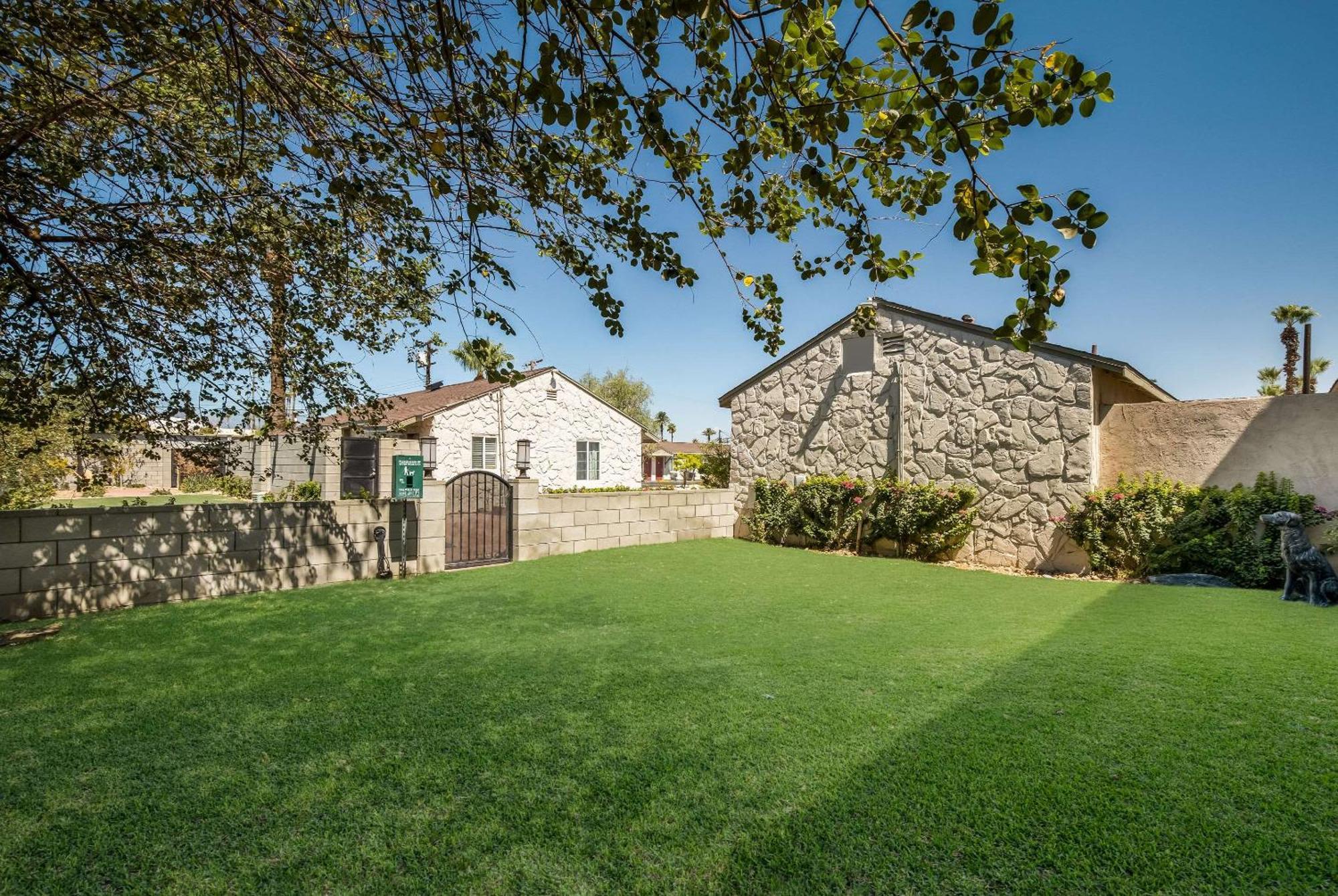Rodeway Inn Near Coachella Индио Экстерьер фото