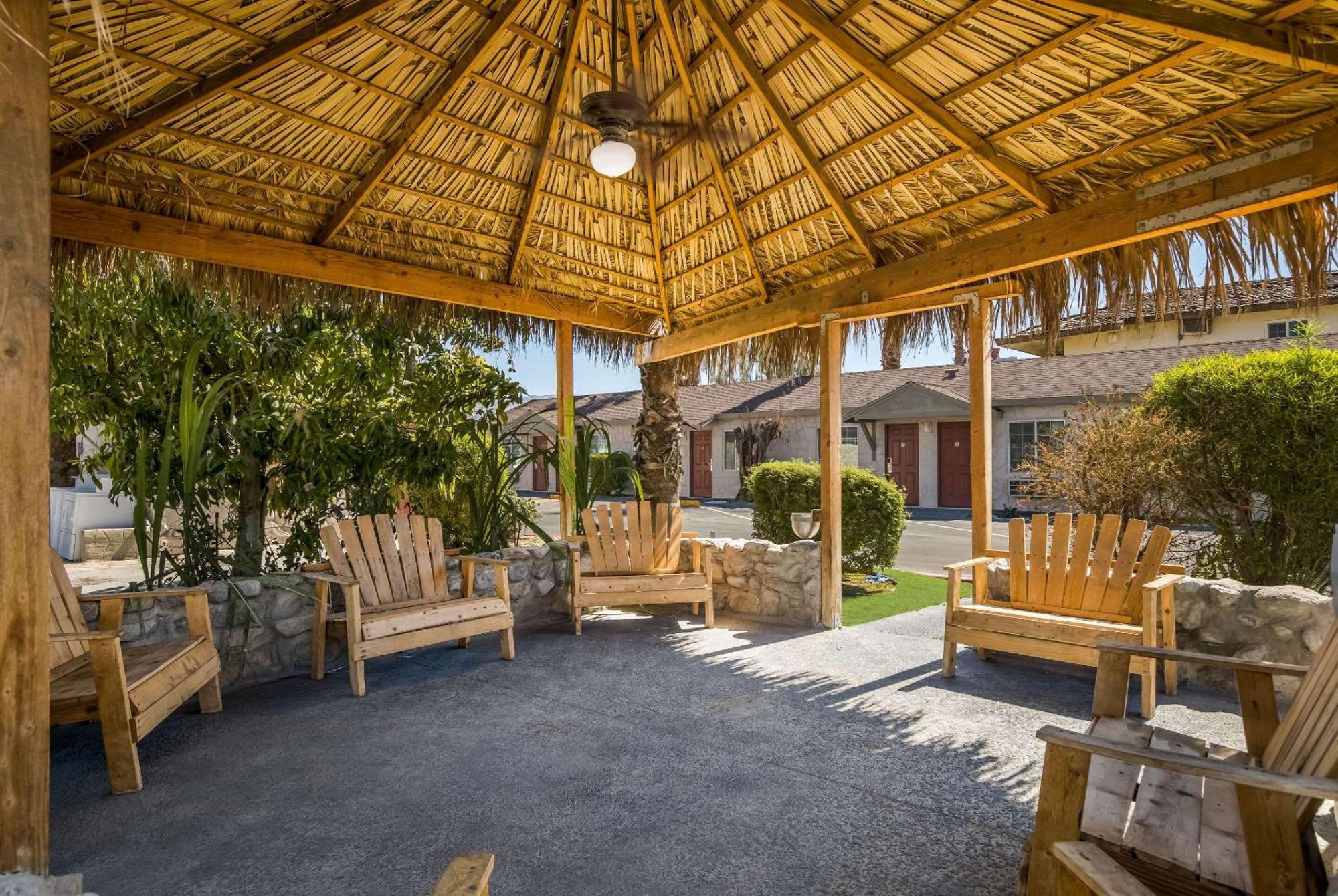 Rodeway Inn Near Coachella Индио Экстерьер фото